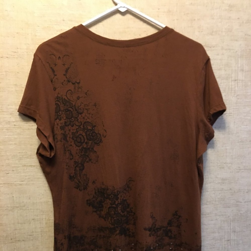tshirt - Picture 2 of 10